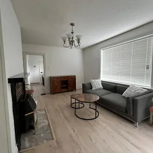 Larch House In West , Vancouver Canada